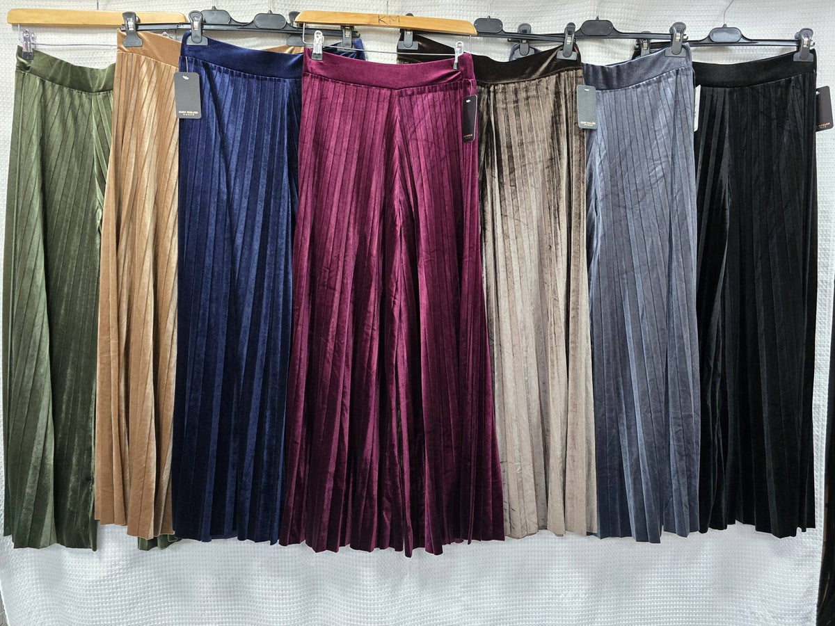 Milano Pleated Velvet Wide-Leg Pants